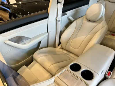 智界 Zhijie R7