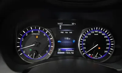 Infiniti Q60