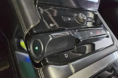 Nio ES8
