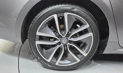 Renault-KoreaSamsung SM6