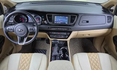 Kia Canival
