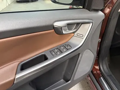 Volvo XC60 (Import)