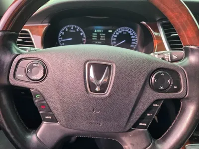 Hyundai Equus
