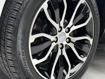 Land Rover Sport