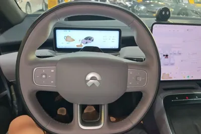 Nio ET5