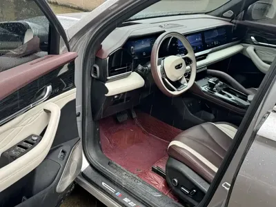 Geely Xingyue L
