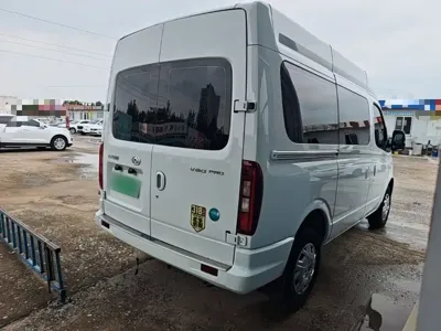 大通 V80