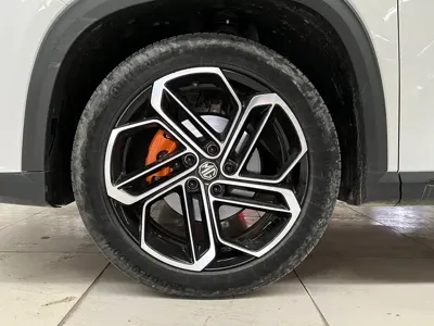 MG MG ONE
