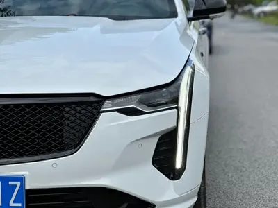 Cadillac CT4