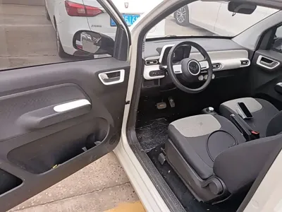 Wuling MINIEV