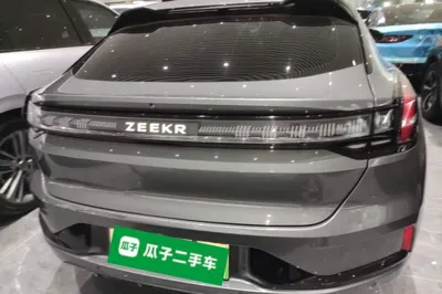 Zeekr 001