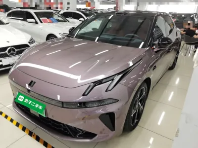 Lynk & Co 07