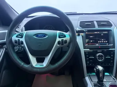 Ford Explorer (Import)