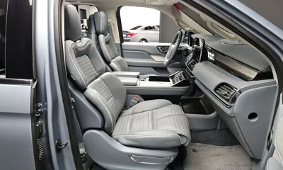 Lincoln Navigator