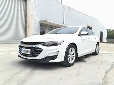 Chevrolet Malibu XL