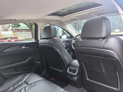 Hongqi Hongqi H5