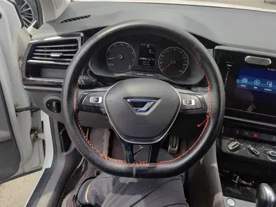 Jetta VS5