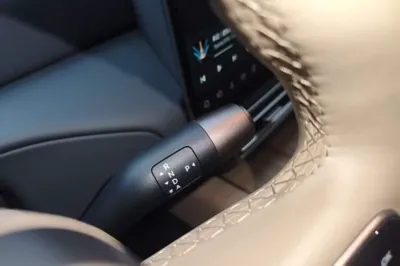 Li Auto MEGA