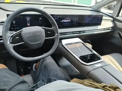 大通 G70