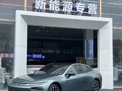 Xpeng P7