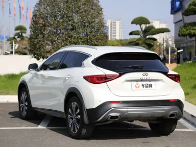 Infiniti QX30