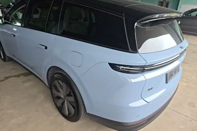 Li Auto Li Auto i8