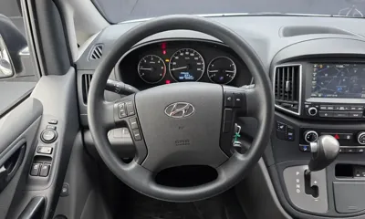 Hyundai Starex