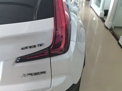 Cadillac XT4