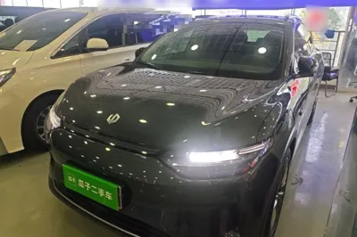 Leapmotor C11