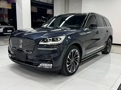 Lincoln Aviator