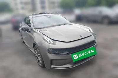 Lynk & Co 03