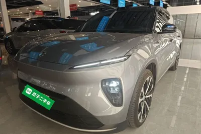 Nio ES8