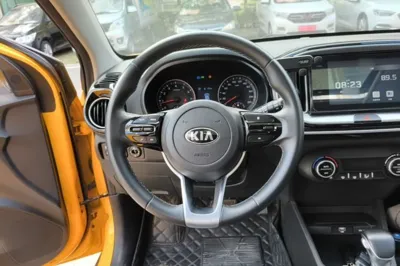 Kia kx1 Stonic