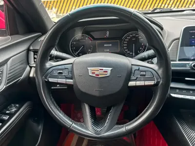 Cadillac CT4