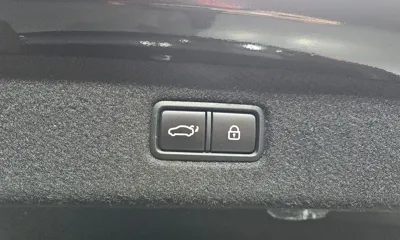Genesis EQ900