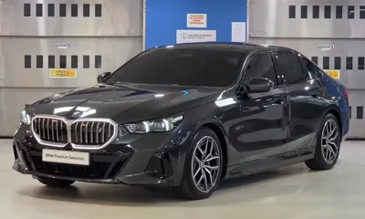 BMW i5