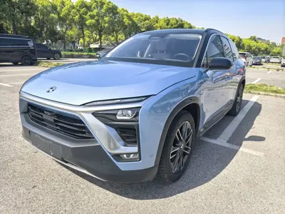Nio ES8