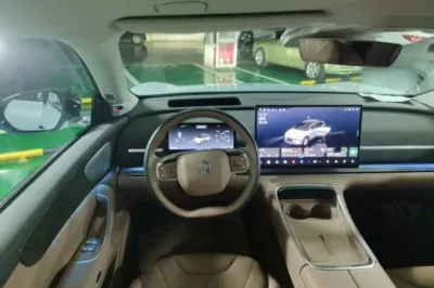 Leapmotor C11