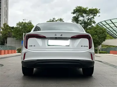 Hongqi Hongqi E-QM5