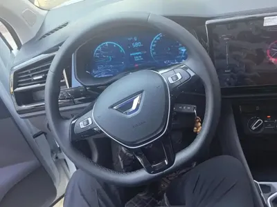 Jetta VS5