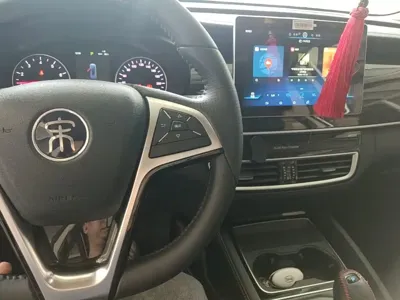 BYD MAX