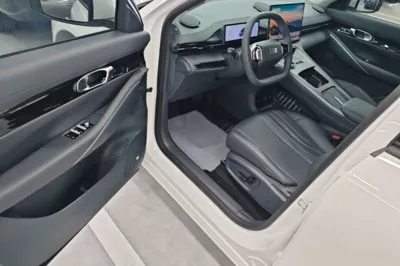 Geely Galaxy E5