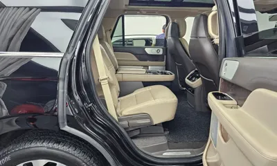 Lincoln Navigator