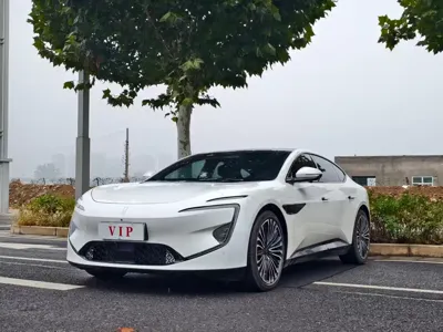 Avatr Avatr 12
