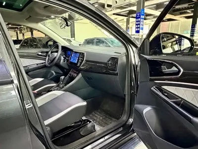 Jetta VS7
