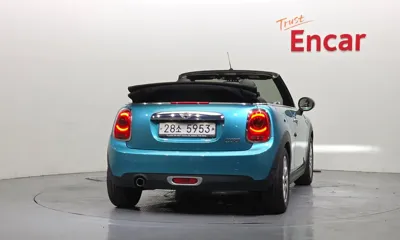 MINI Cooper Convertible