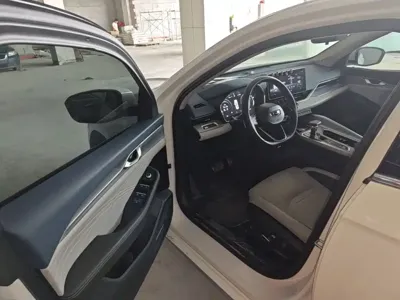 Geely Xingrui