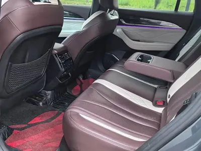 Geely Xingyue L