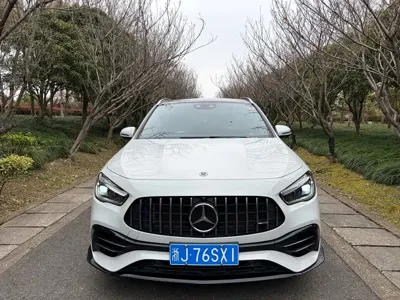 Mercedes-Benz GLA AMG