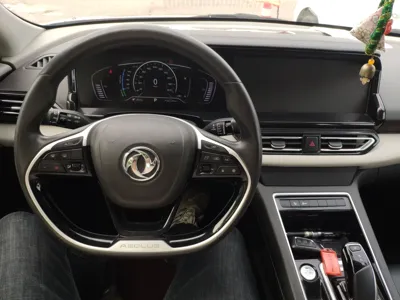 Dongfeng Aeolus E70